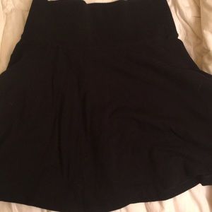 Black soft and flowy mini skirt
